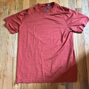 Men’s Orange Lululemon Sport shirt